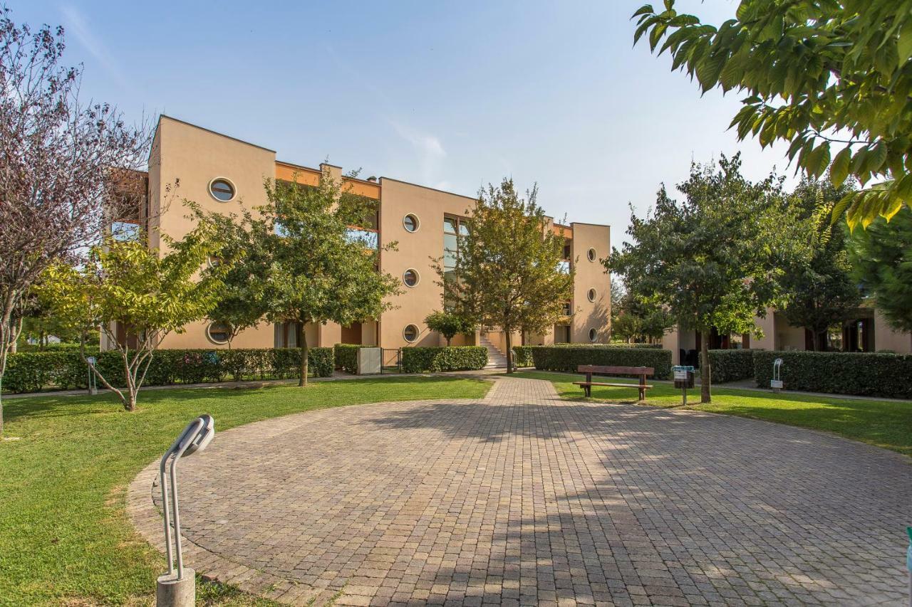 Ginepri Lido Altanea Apartment Caorle Ngoại thất bức ảnh